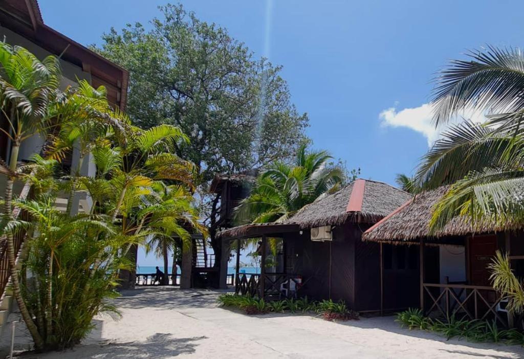Resor Malibest 2*